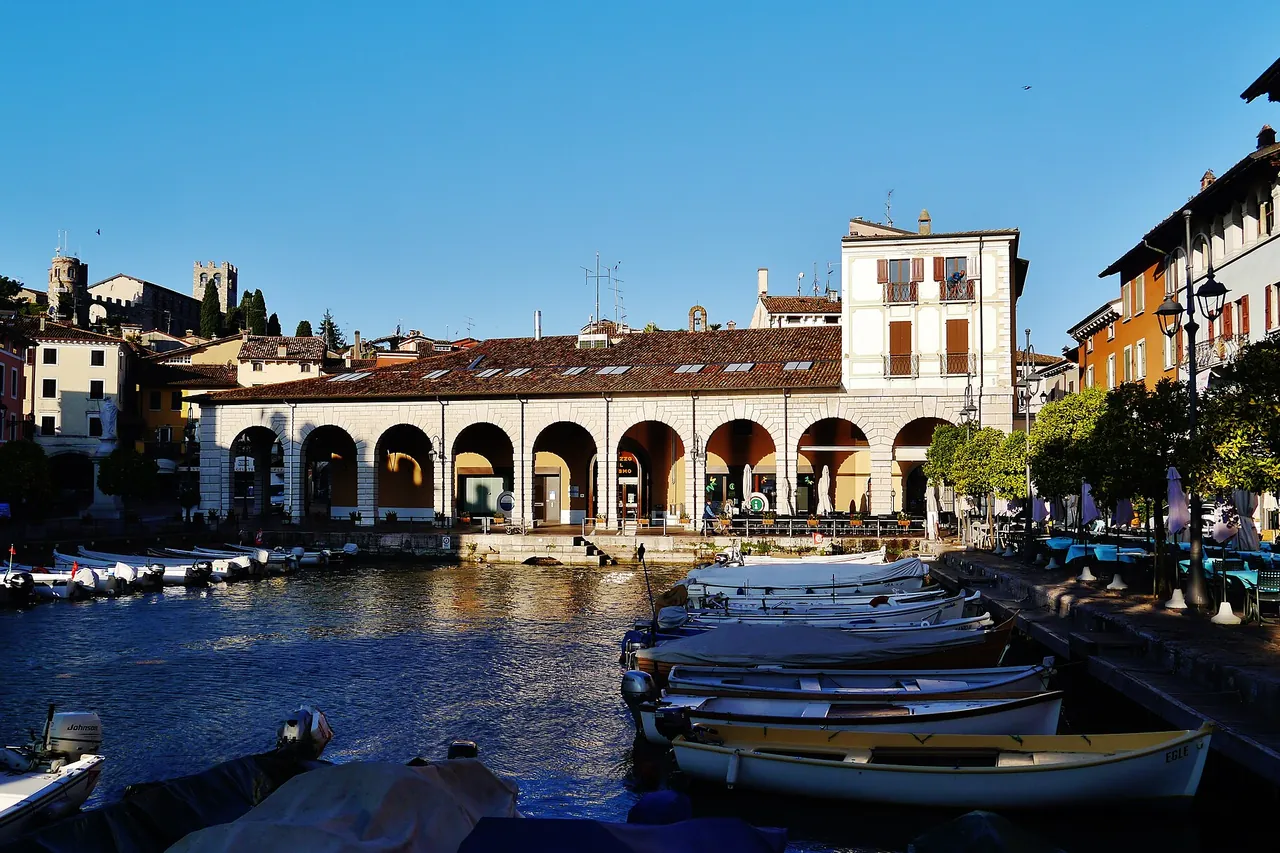 Desenzano : vieux port et villa romaine